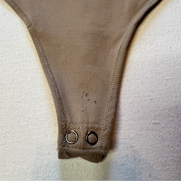 Abercrombie & Fitch Tan Tank Bodysuit Soft A&F Collection Size Small - Picture 7 of 11